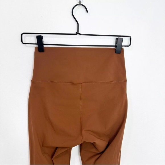Everlane Renew High Waist Leggings Womens Size Large Rust Brown Recycled EUC - Picture 5 of 6